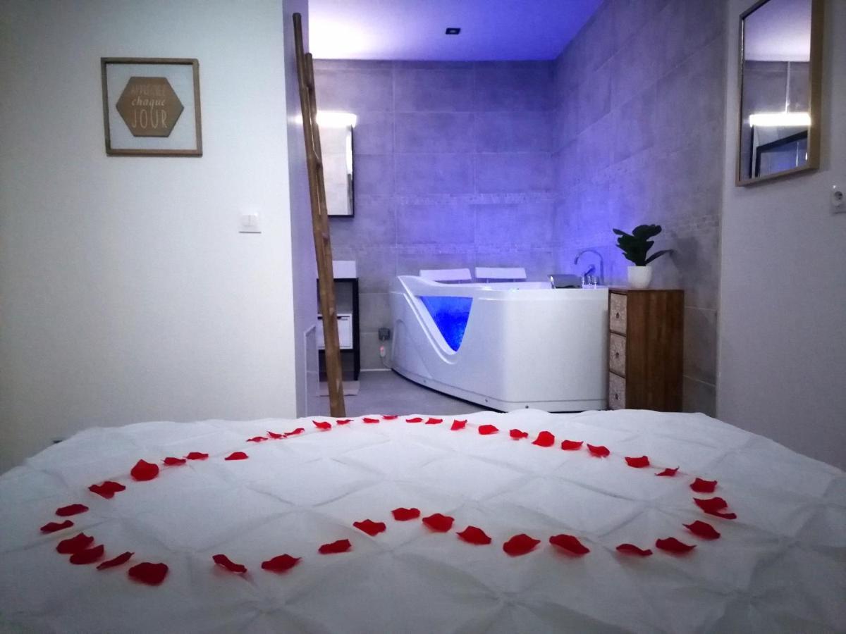 La Clef Des Bulles Apartment เอแปร์เน ภายนอก รูปภาพ