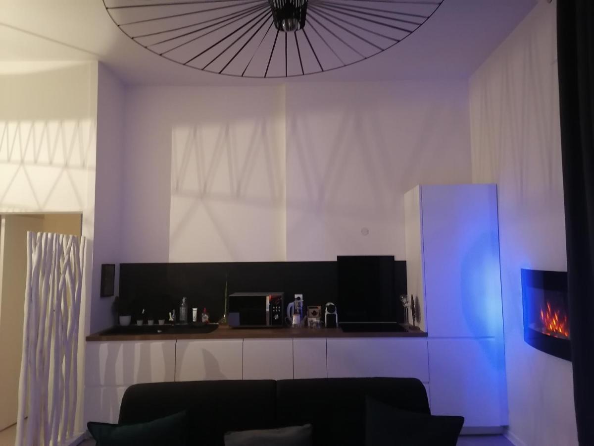 La Clef Des Bulles Apartment เอแปร์เน ภายนอก รูปภาพ